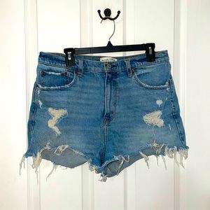 Abercrombie & Fitch High Rise Mom Short